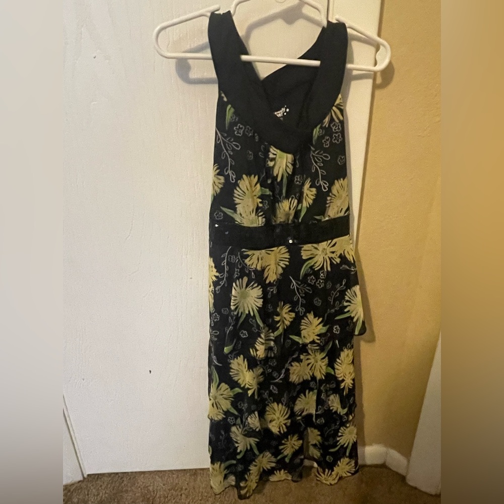 Girls dress
